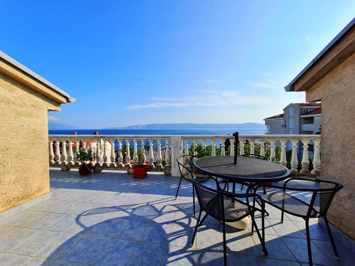 Apartman Tea Novi Vinodolski Exterior foto